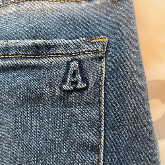 Articles of Society Sarah Skinny Jeans Blue Med Wash Distressed Denim 5-Pocket 2 - Picture 6 of 11